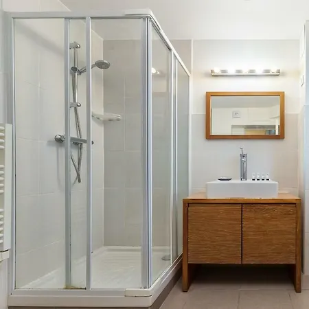 Tour Eiffel Grenelle Apartment