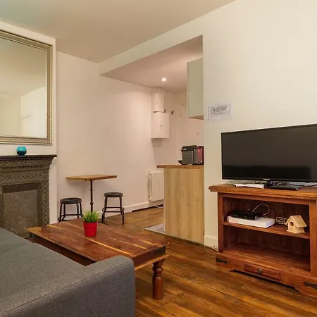 Apartment Tour Eiffel Grenelle Paris